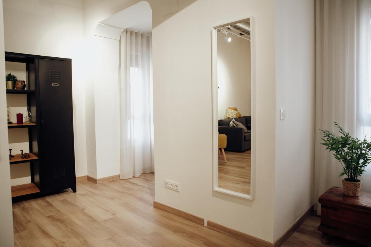 Ferienwohnung Apartamento Mercadal Tudela Exterior foto